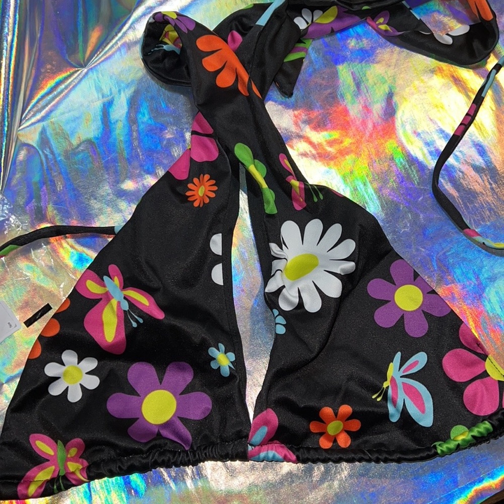 New 2 piece Rave outfit - Picture 4 of 8